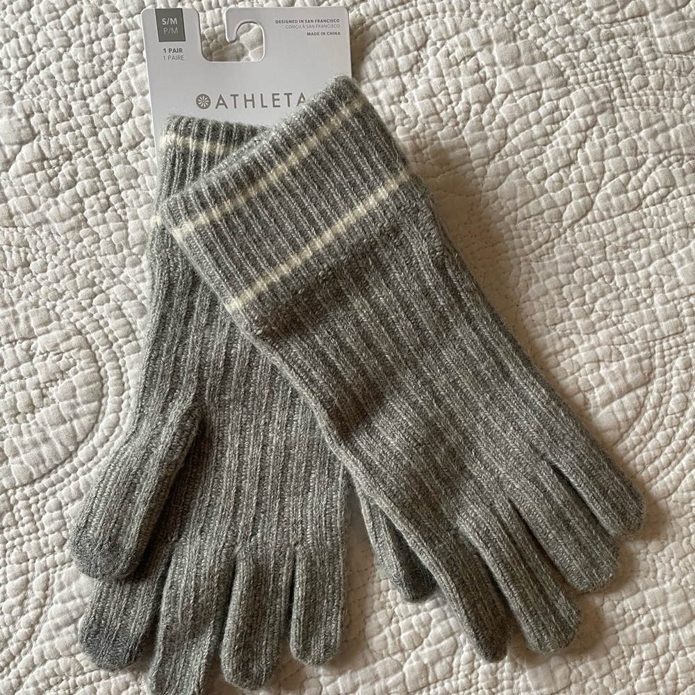 Athleta Daily Knit gloves